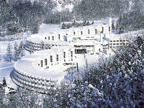 温泉と雪遊びとスキーやスノボも楽しめるリステル猪苗代